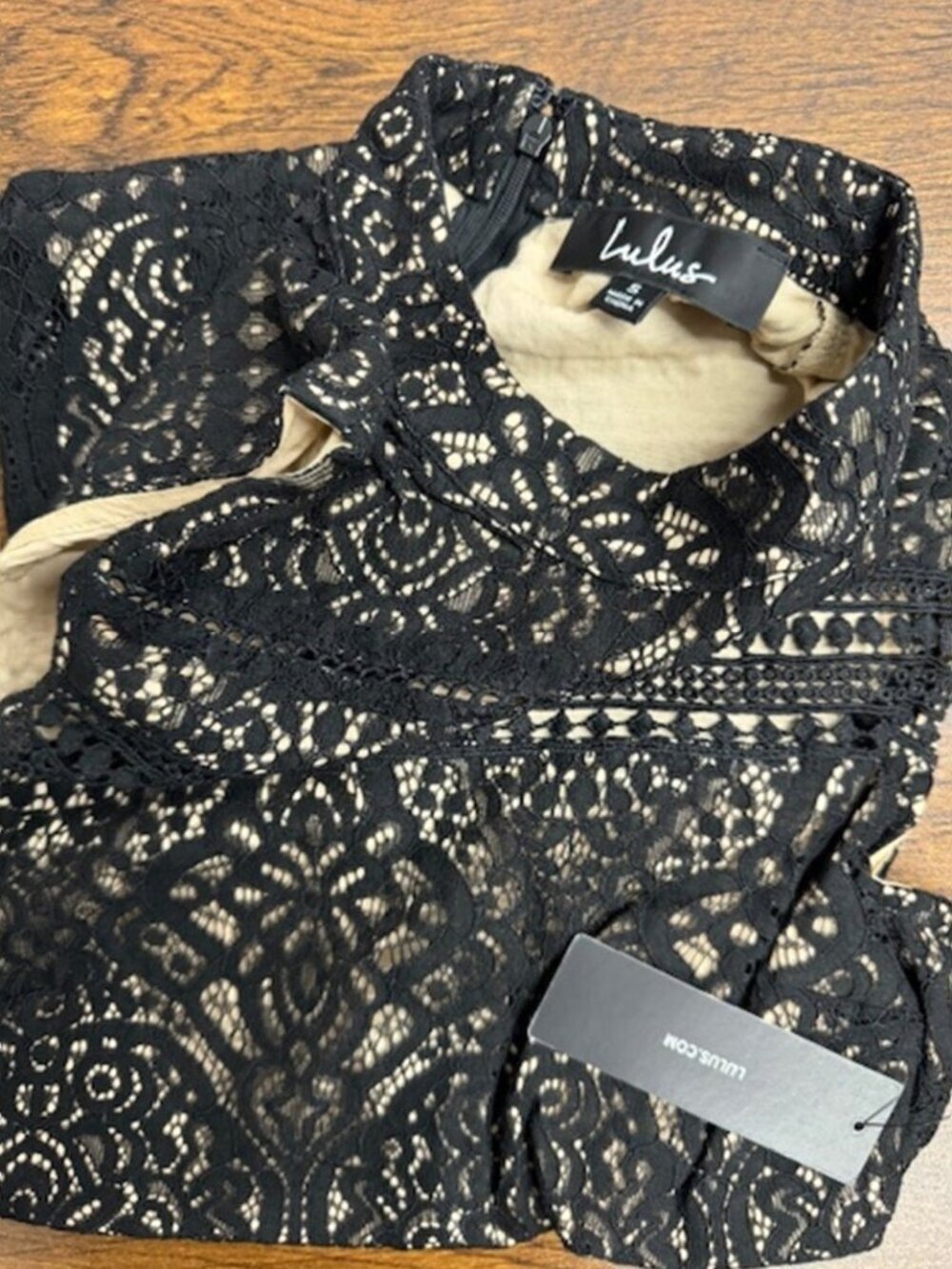 Lulus Belrose Black and Nude Lace Mini Dress NWT - Picture 5 of 7
